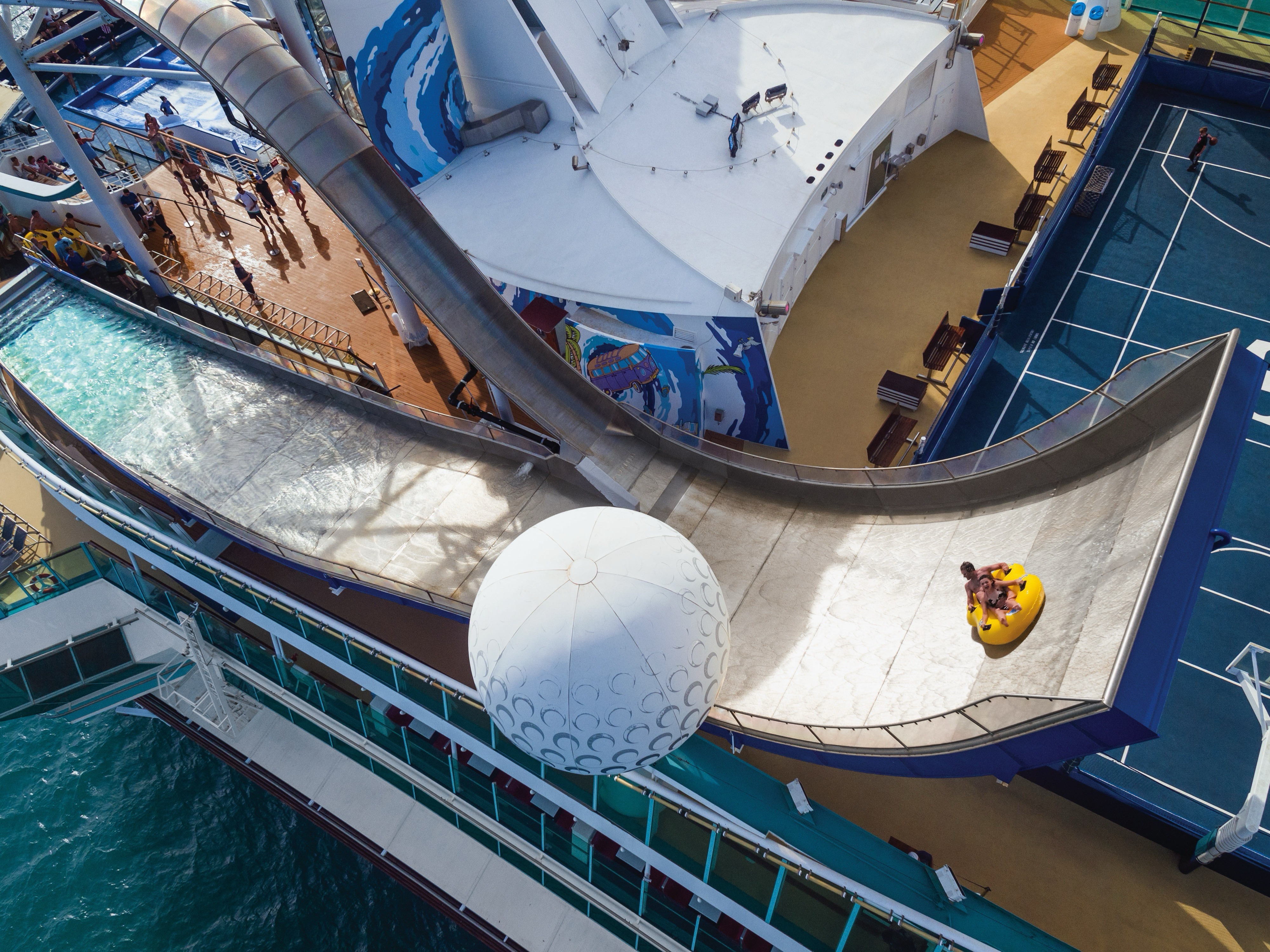 Liberty of the Seas - Tidal Wave℠